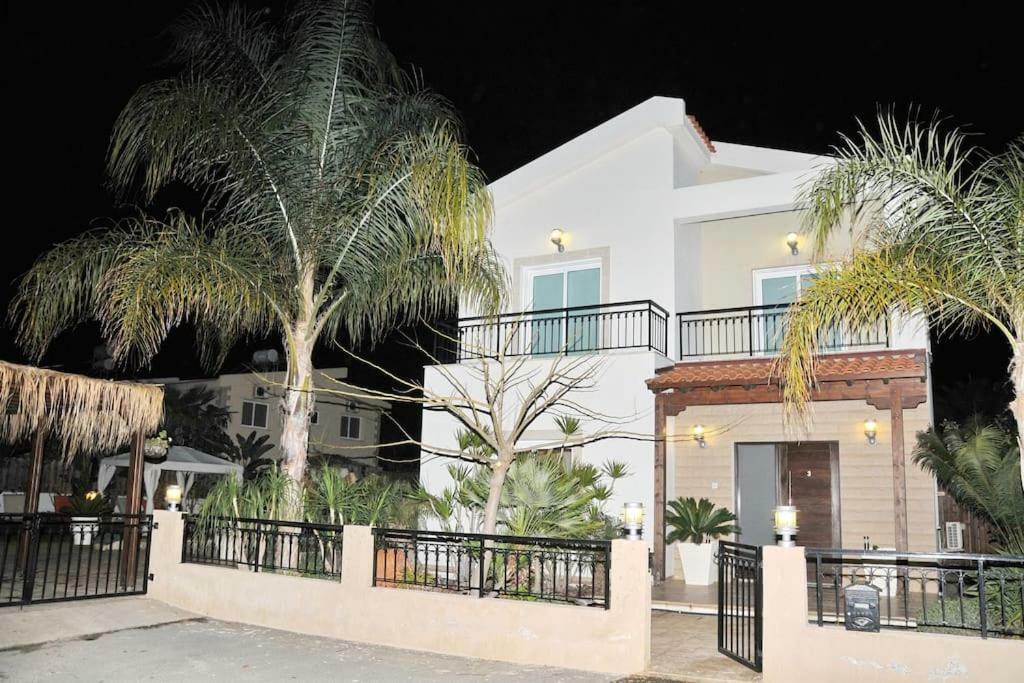 Unique Beach Luxurious Villas Ajía Nápa Eksteriør bilde